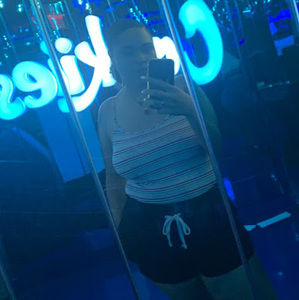 Meet your Posher, Jasmine